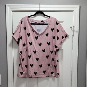Pink Heart Print V-Neck T-Shirt
